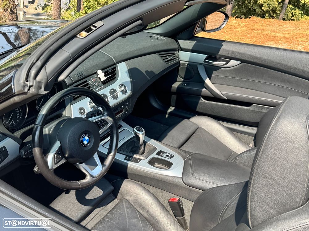 BMW Z4 23 i - 12