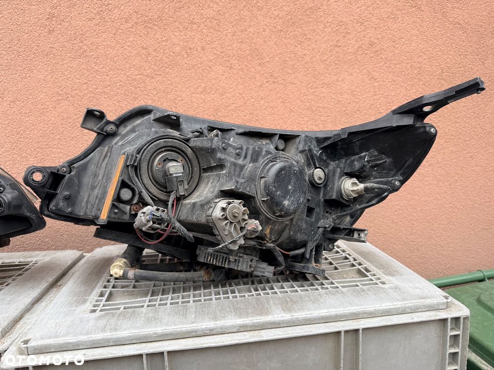 Lampa przednia SUBARU FORESTER III XENON KOMPLET EUROPA ORYGINALNE - 6