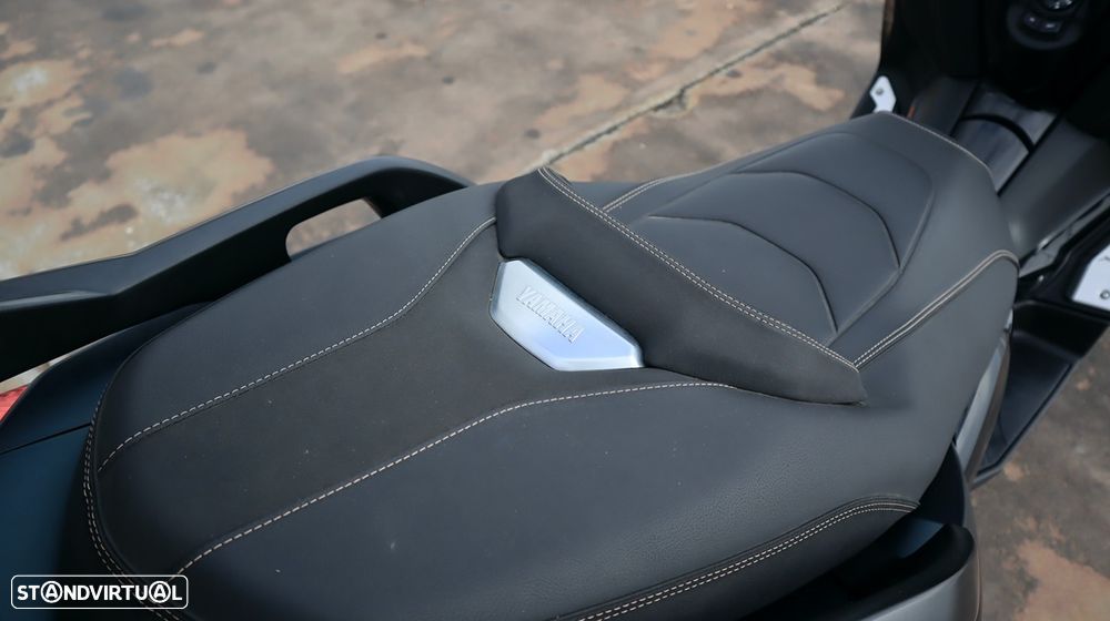 Yamaha X-Max Tech Max - 36