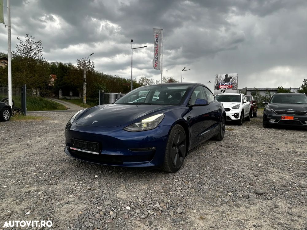 Tesla Model 3 Premium Langstreckenbatterie AWD Dual Motor - 1