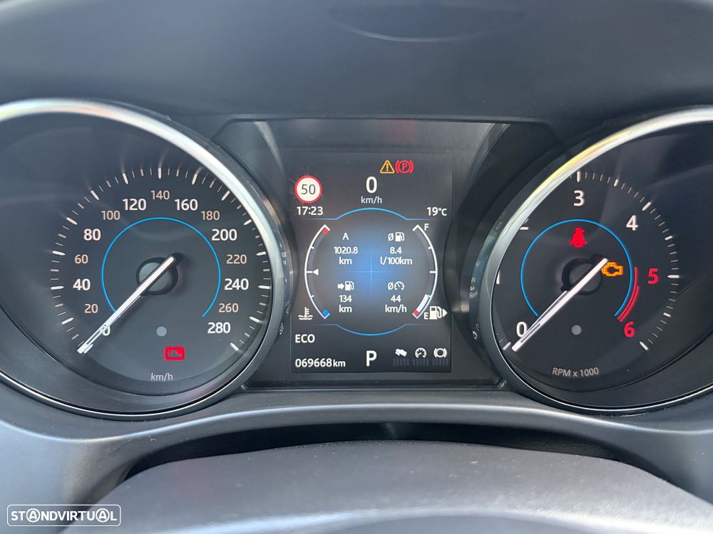 Jaguar F-Pace 2.0 i4D Prestige AWD Aut. - 13