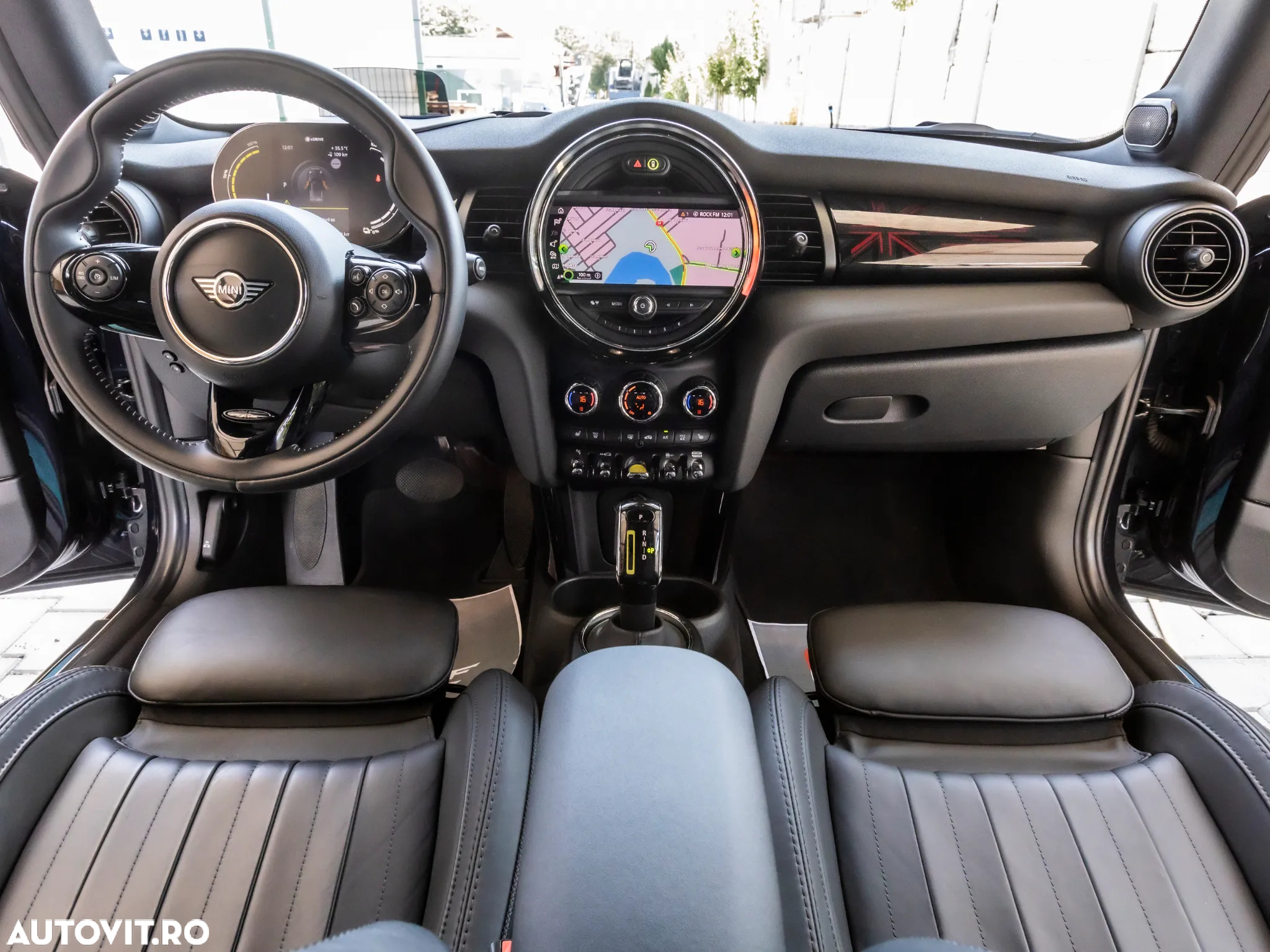 Mini Cooper SE Standard - 14