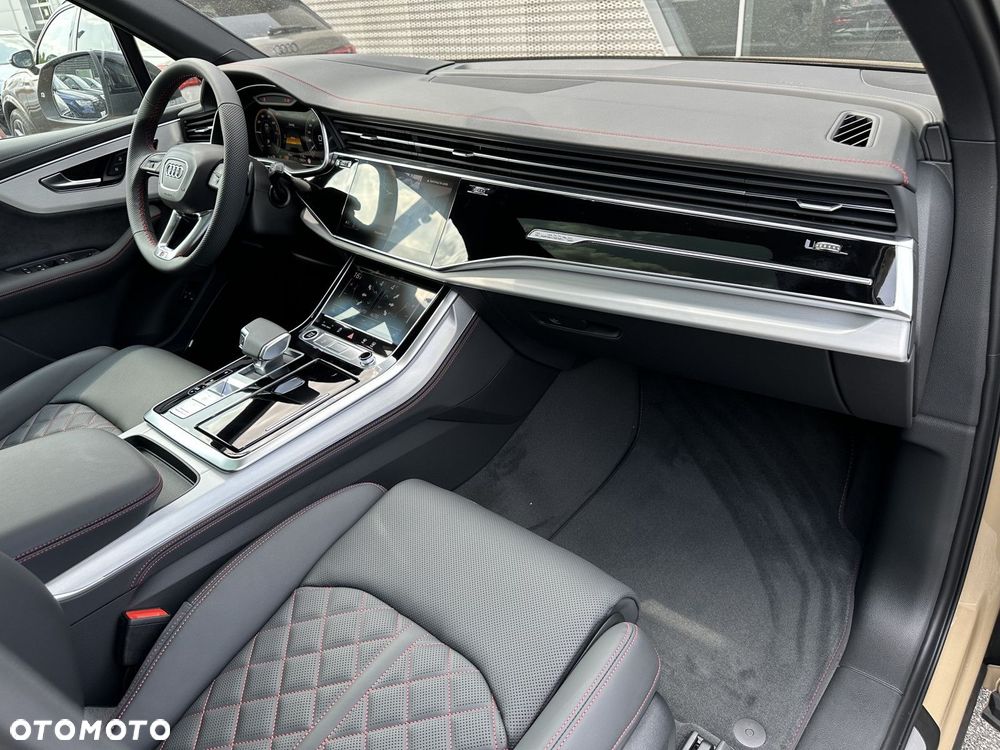 Audi Q7 - 25
