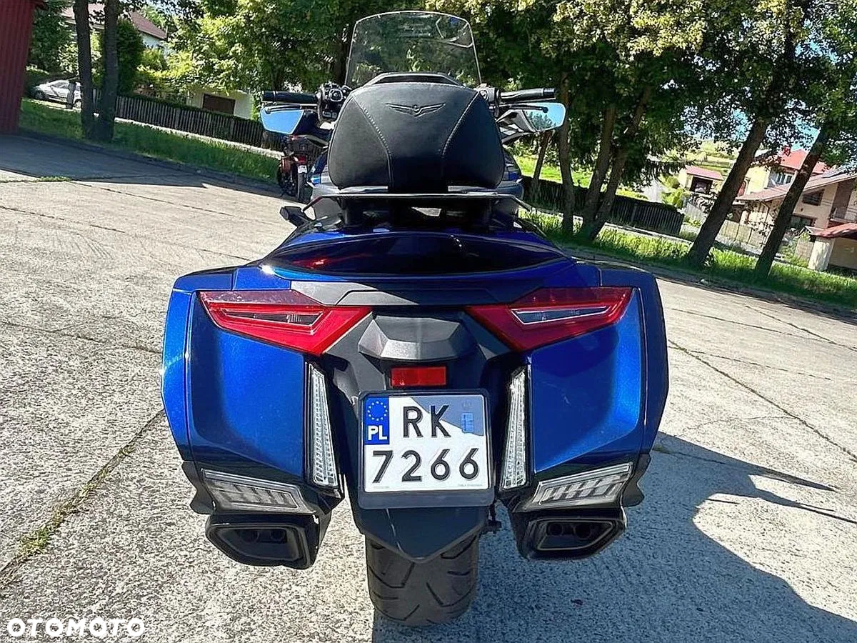 Honda GL - 23
