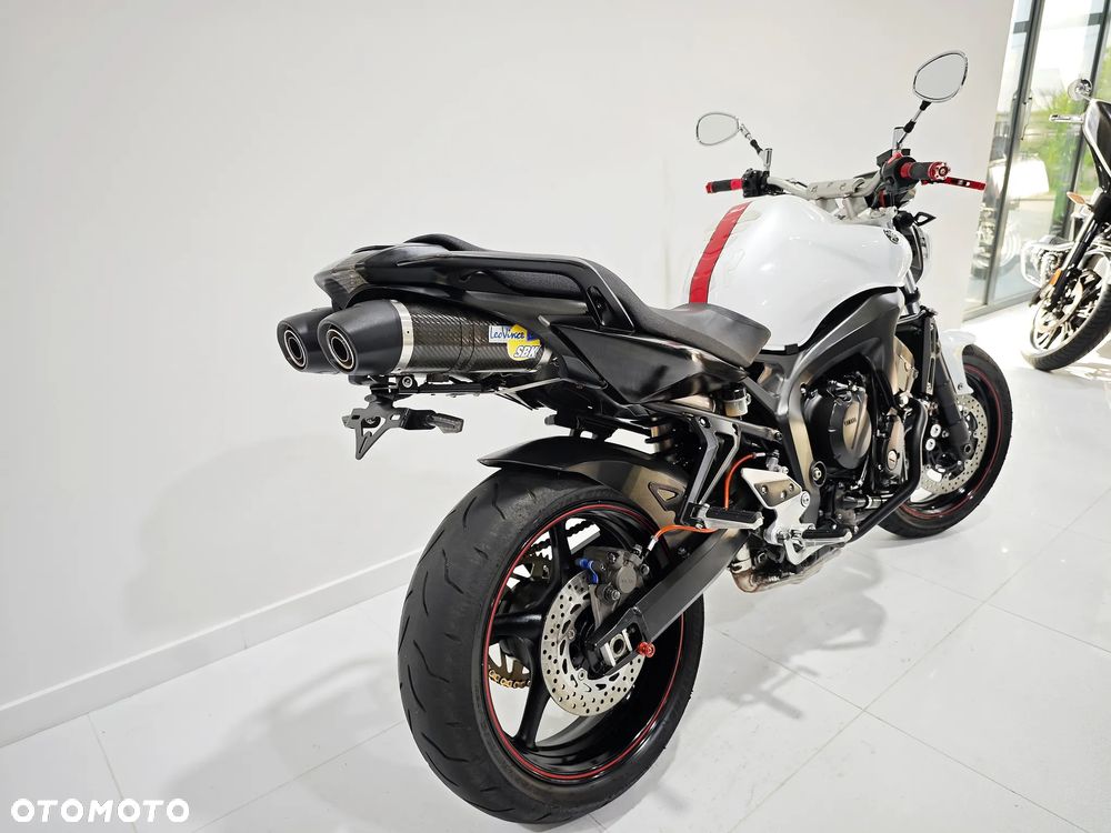 Yamaha FZ - 7