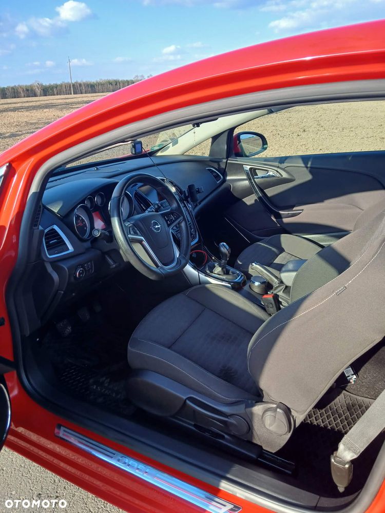 Opel Astra 1.4 Turbo - 12