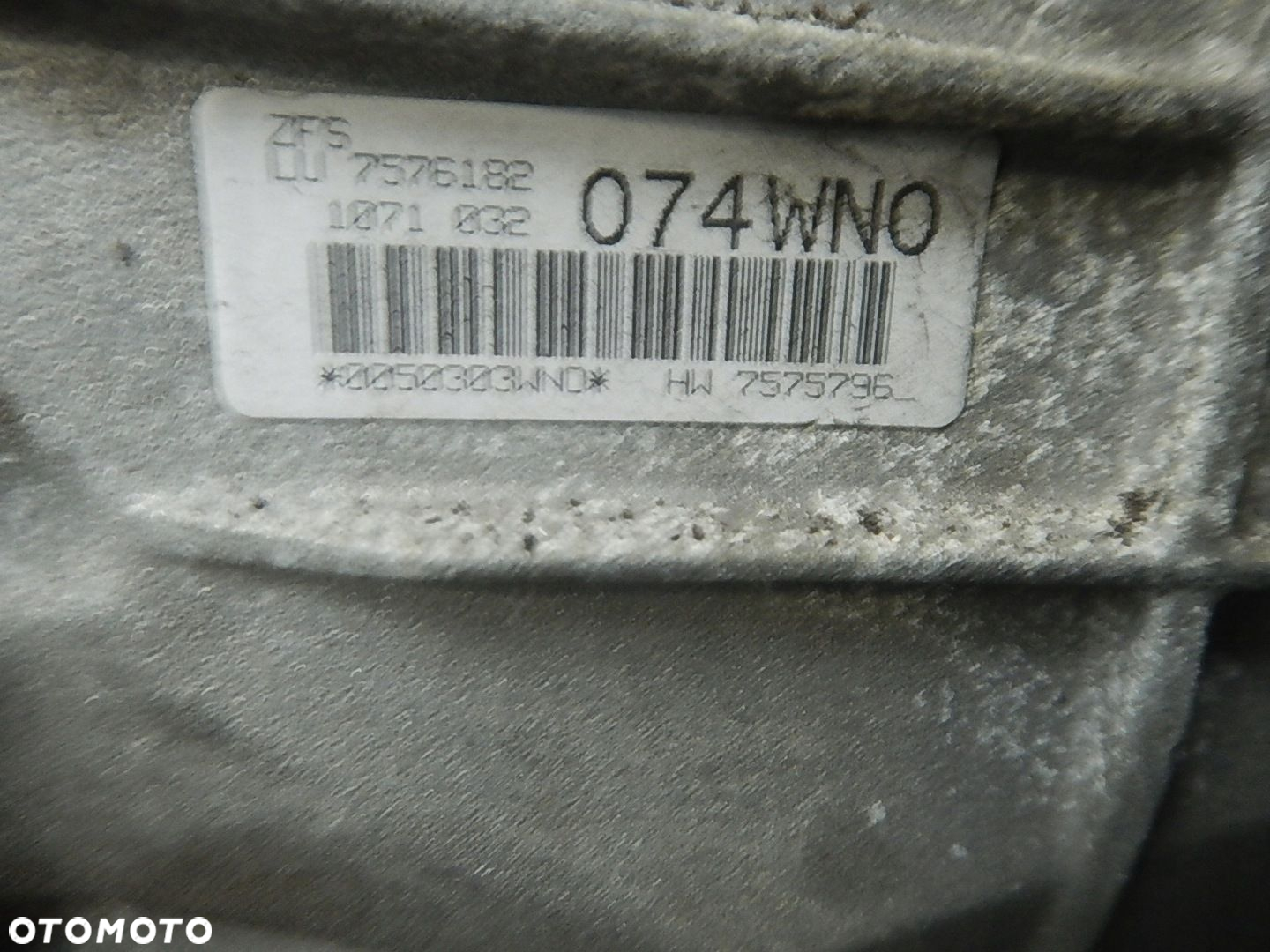SKRZYNIA BIEGOW AUTOMAT BMW E90 E87 2.0D 6HP-21 - 4