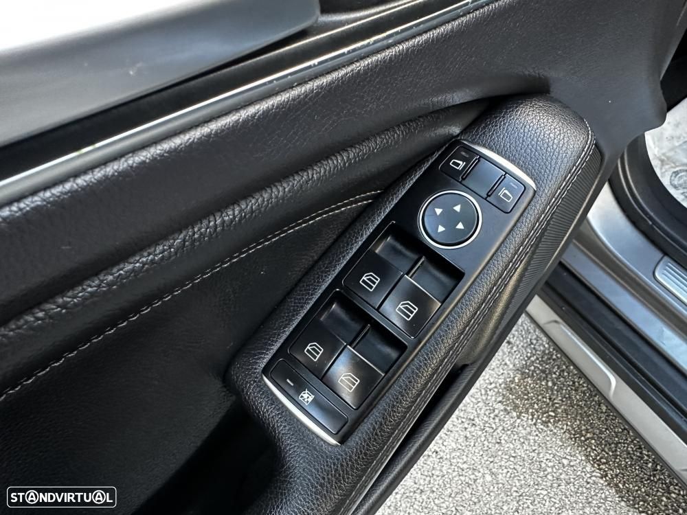 Mercedes-Benz GLA 220 CDI 7G-DCT AMG Line - 23