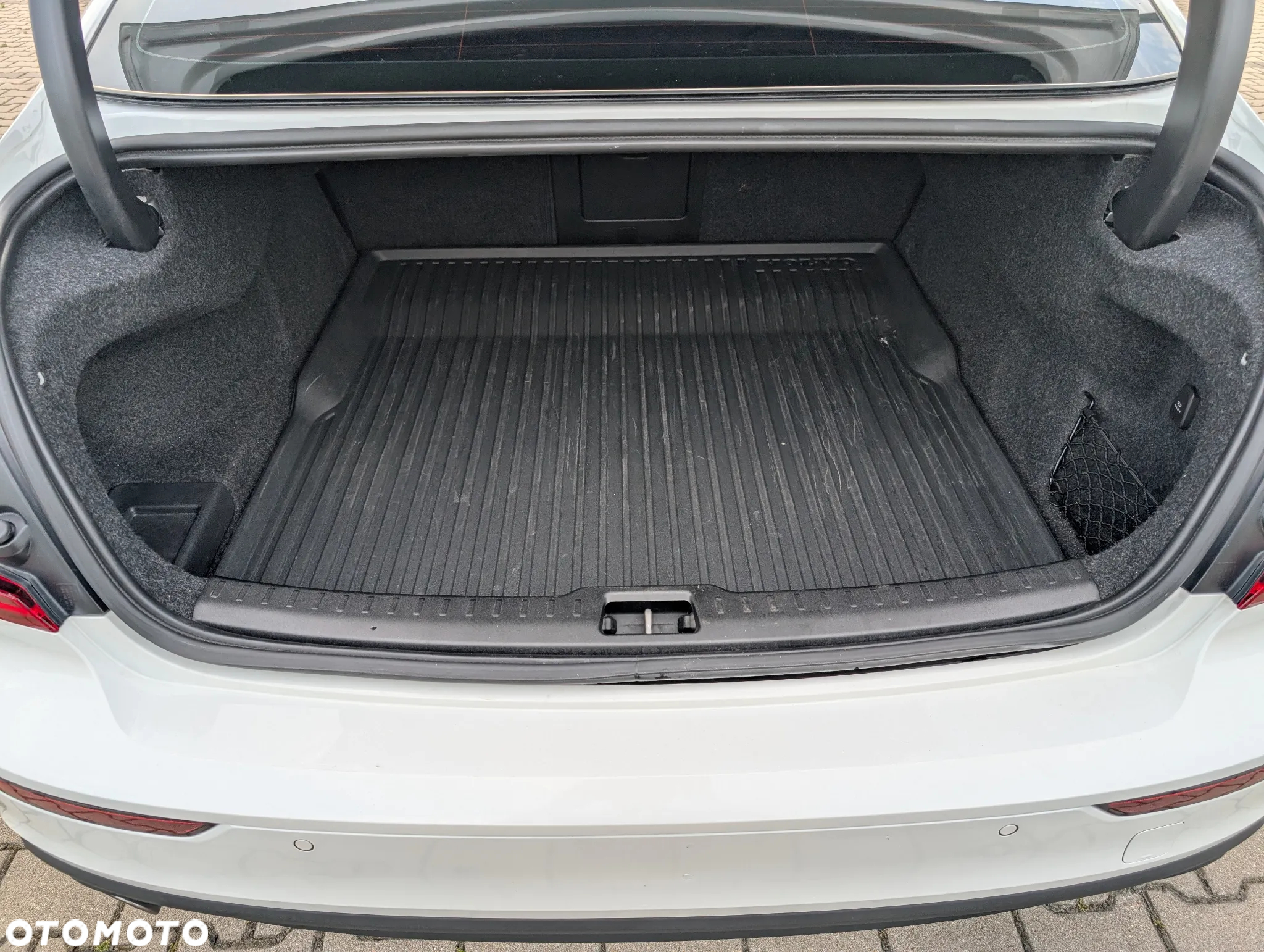 Volvo S60 T6 AWD Momentum Pro - 35
