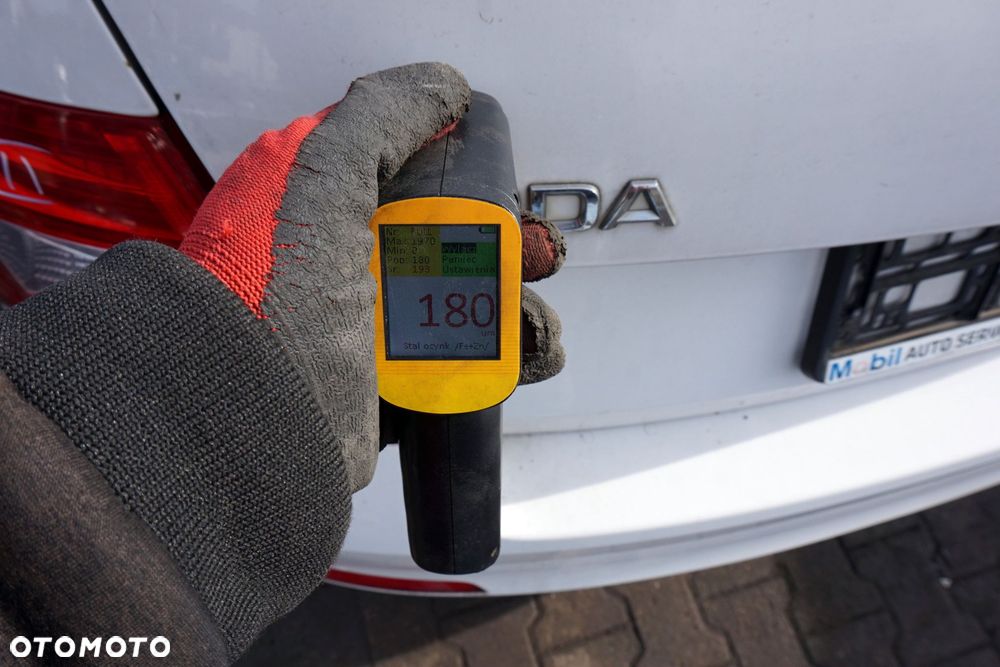 KLAPA BAGAŻNIKA TYLNA OCTAVIA III 5E3 LB LIFTBACK LF9E  BIAŁY SKODA 2012-2016 - 4