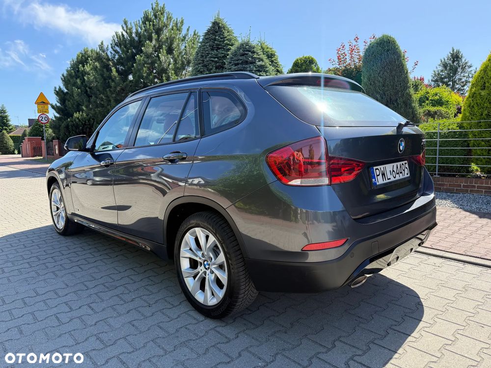 BMW X1 xDrive18d - 13