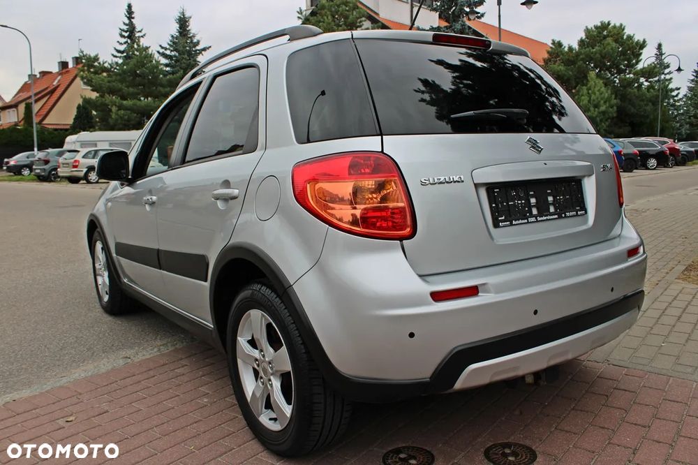 Suzuki SX4 1.6 VVT 4x2 City - 12