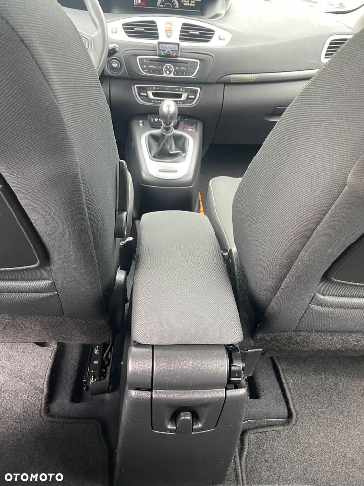 Renault Scenic TCe 130 Dynamique - 15