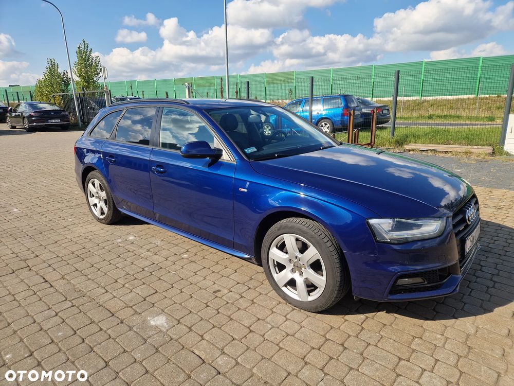 Audi A4 - 4