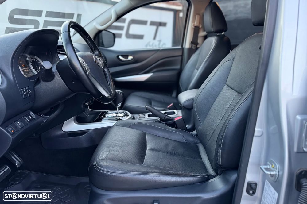 Nissan Navara 2.3 dCi CD 4WD Tekna Auto - 13