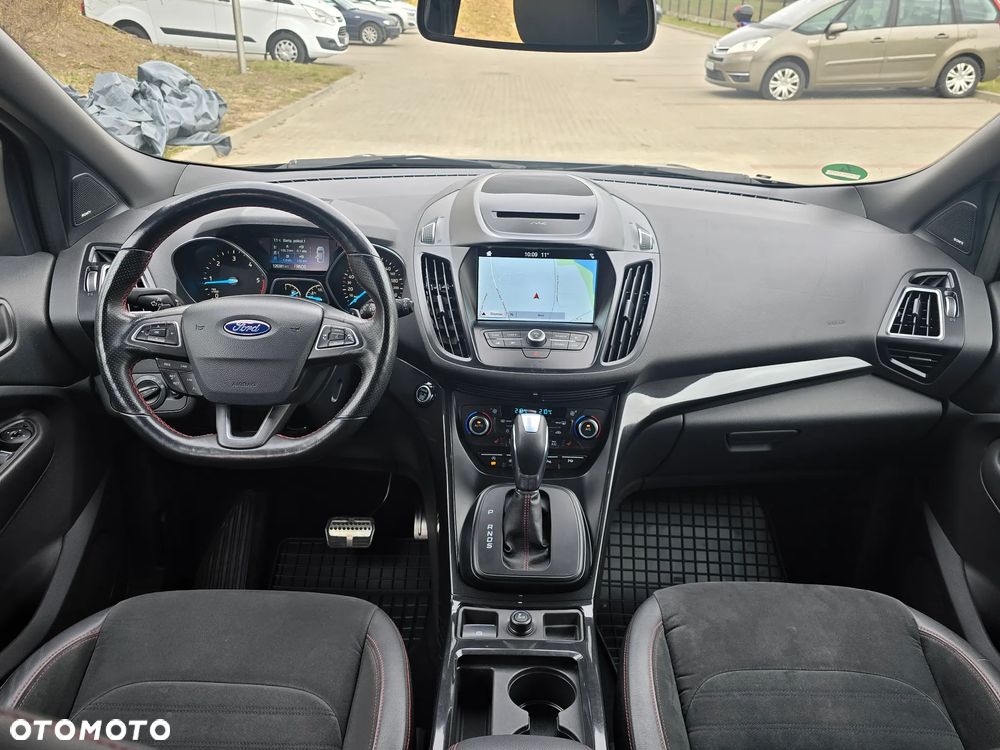 Ford Kuga 2.0 TDCi 4x4 ST-Line - 14