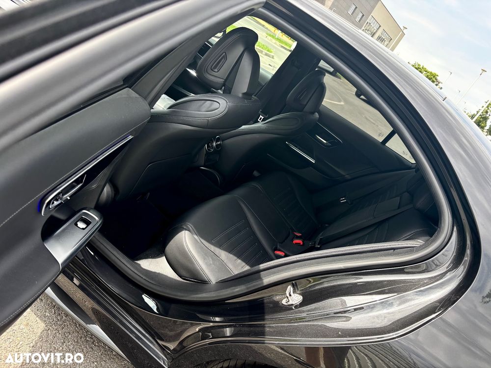 Mercedes-Benz C 180 9G-TRONIC AMG Line - 14