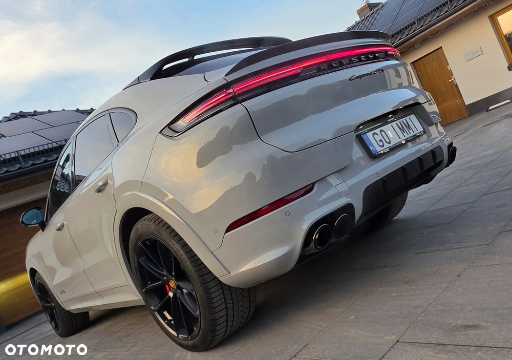 Porsche Cayenne - 8