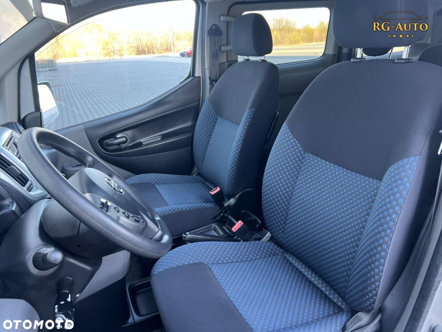 Nissan NV200 - 30