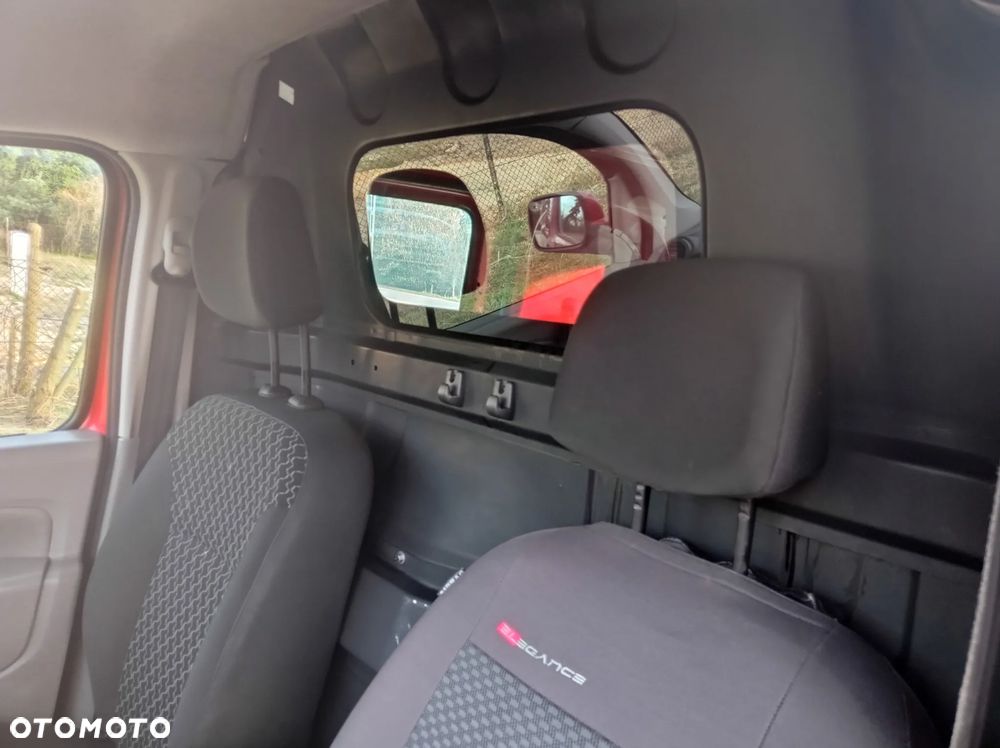 UWAGA ! WYNAJEM NA DOBY LUB GODZINY BUS RENAULT KANGOO III 2 OSOBY+ŁADOWNOŚĆ 750KG DRZWI SKRZYDEŁKOWE+BOCZNE PRZESUWNE KLIMA EKONOMICZNY - 4