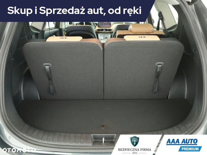 Hyundai Santa Fe - 16