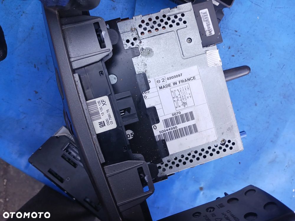 Radio Fabryczne CD 70 NAVI Opel Zafira B Astra H wyświetlacz kolorowy ramka panel środkowy zestaw MODUŁ STEROWNIK BLUETOOTH 13187911 - 7