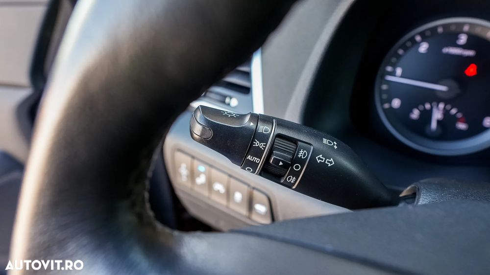 Hyundai Tucson 2.0 CRDI 4WD 6AT Luxury+ - 22