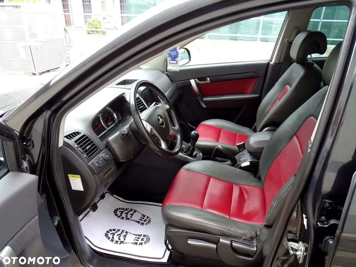 Chevrolet Captiva - 10