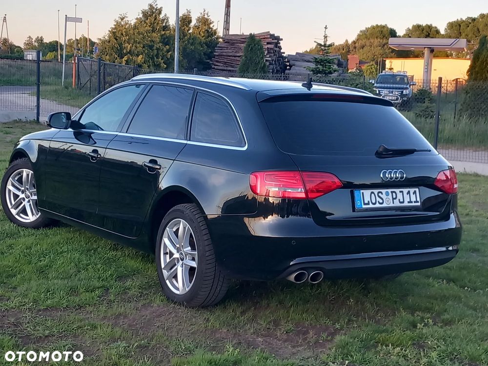 Audi A4 Avant 2.0 TDI DPF Ambiente - 23