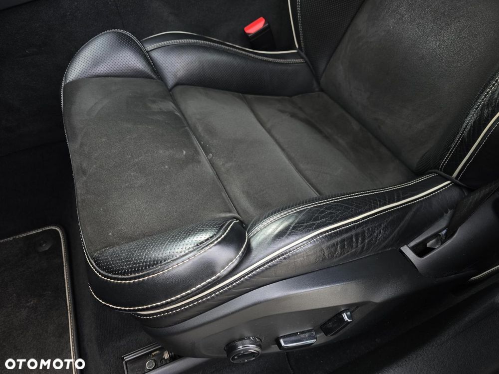Volvo XC 60 D4 AWD R-Design - 13