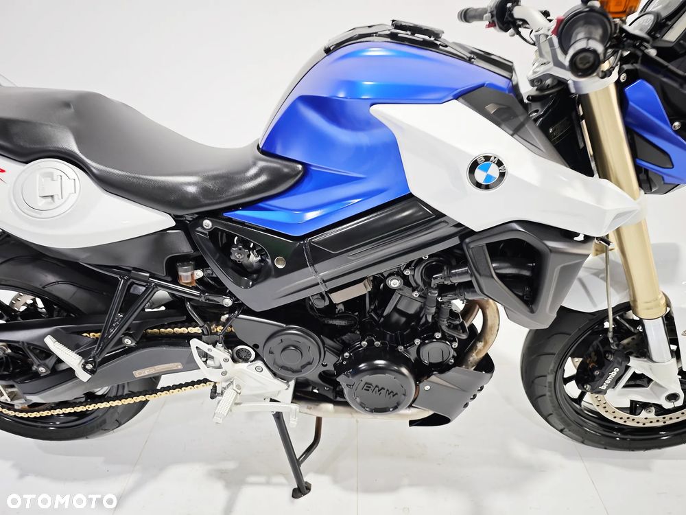 BMW F - 11