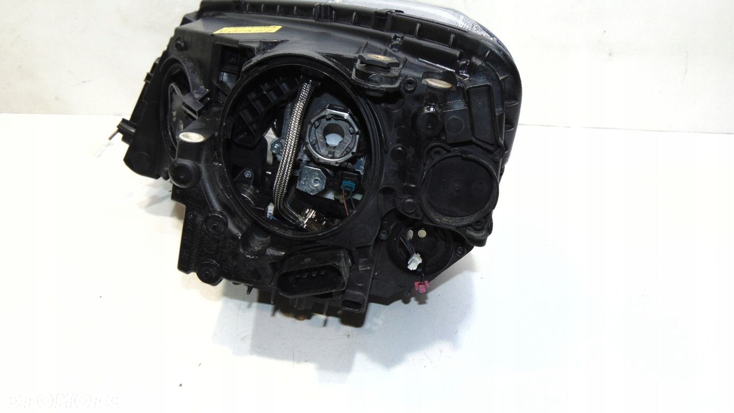SKoda Yeti lift lampa prawa przód xenon 12-17r - 6