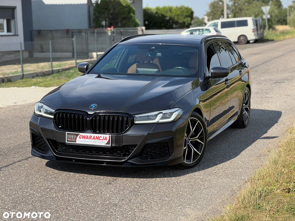 BMW Seria 5 518d M Sport - 9