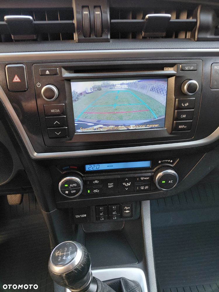 Toyota Auris - 16