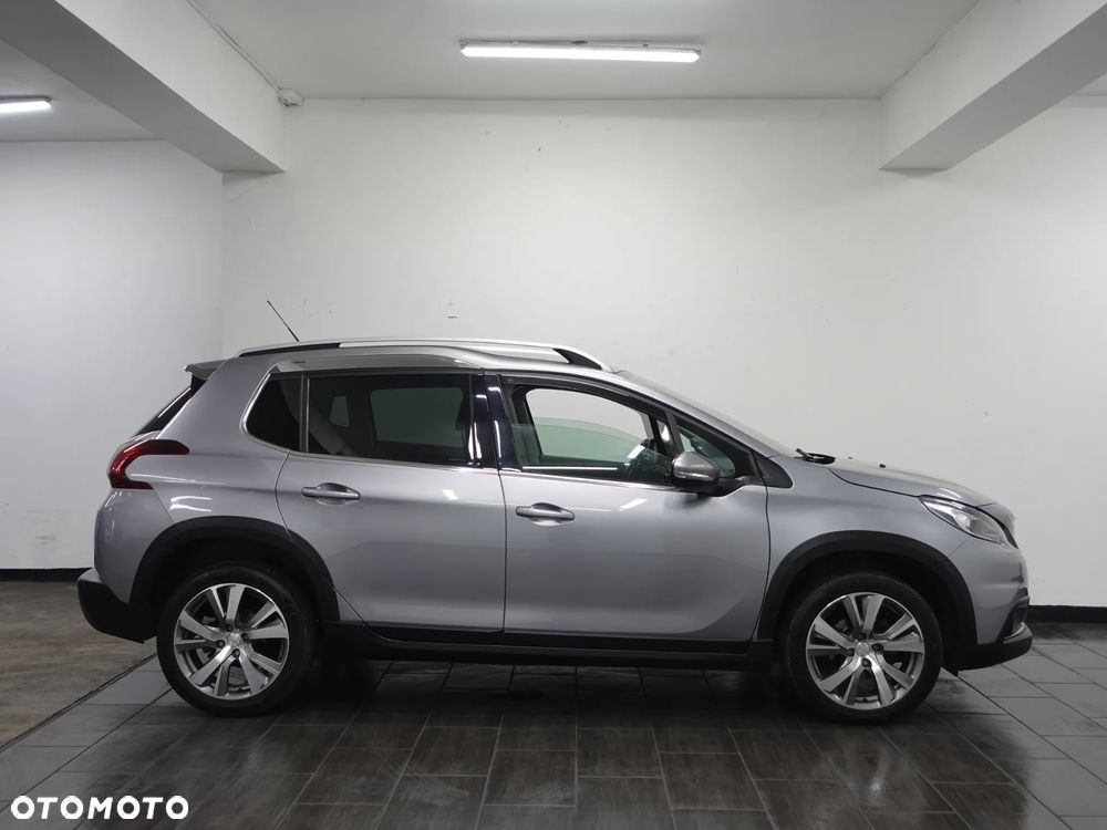 Peugeot 2008 1.5 BlueHDi Crossway - 10