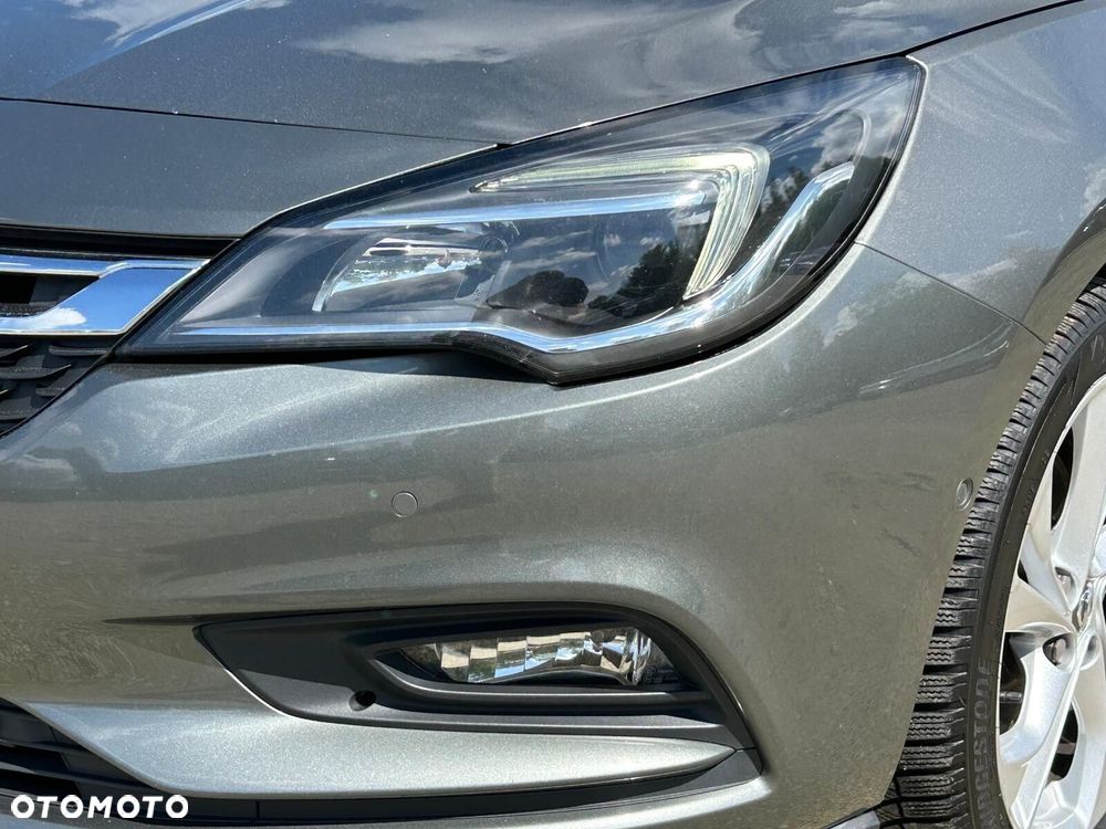 Opel Astra 1.6 T Elite S&S - 36