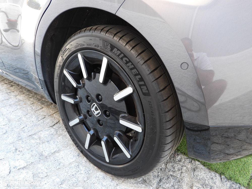 Honda e Advance (17") - 4
