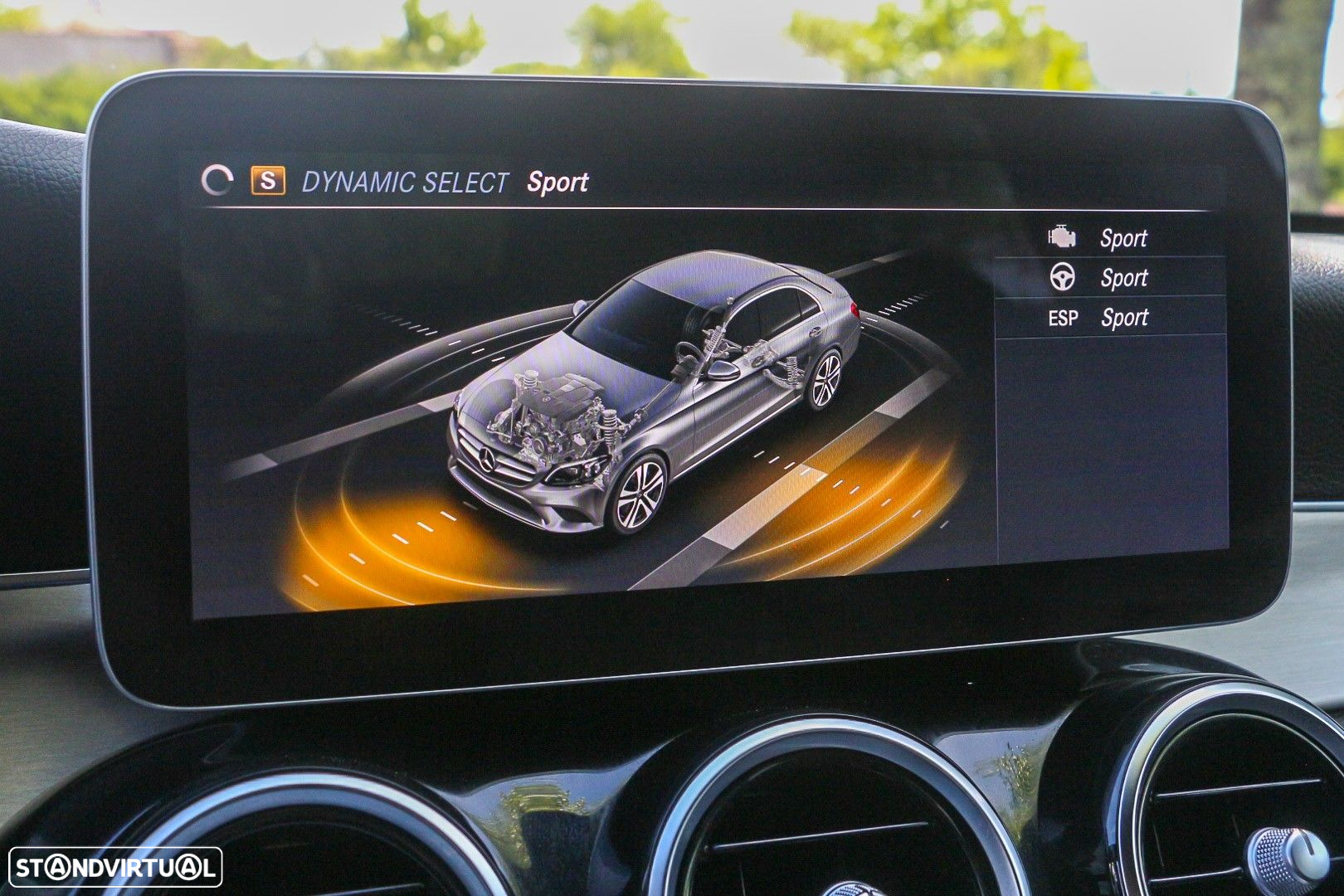 Mercedes-Benz C 200 - 11
