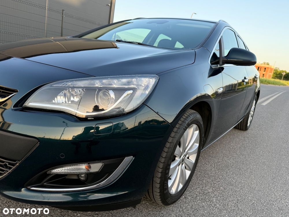 Opel Astra 1.4 Turbo Exklusiv - 18