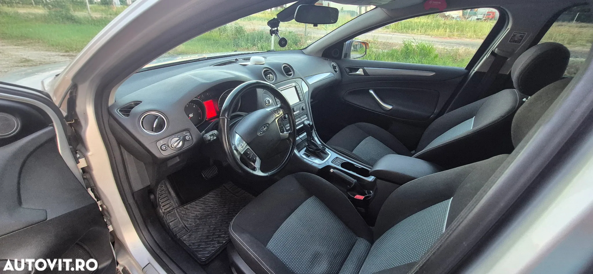 Ford Mondeo 2.0 TDCi Powershift Business Class - 7