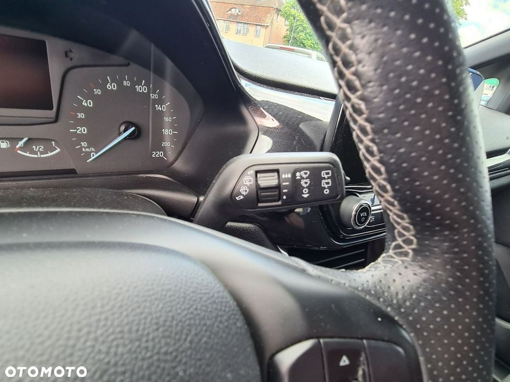 Ford Fiesta 1.0 EcoBoost S&S ST-LINE - 23