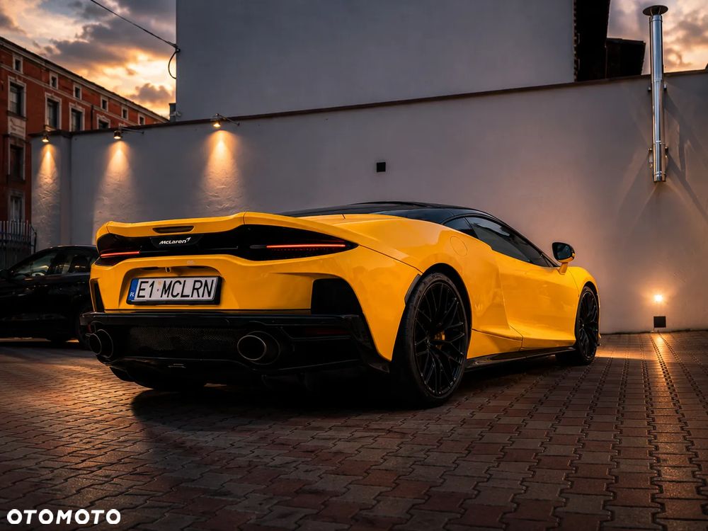 McLaren GT Standard - 2
