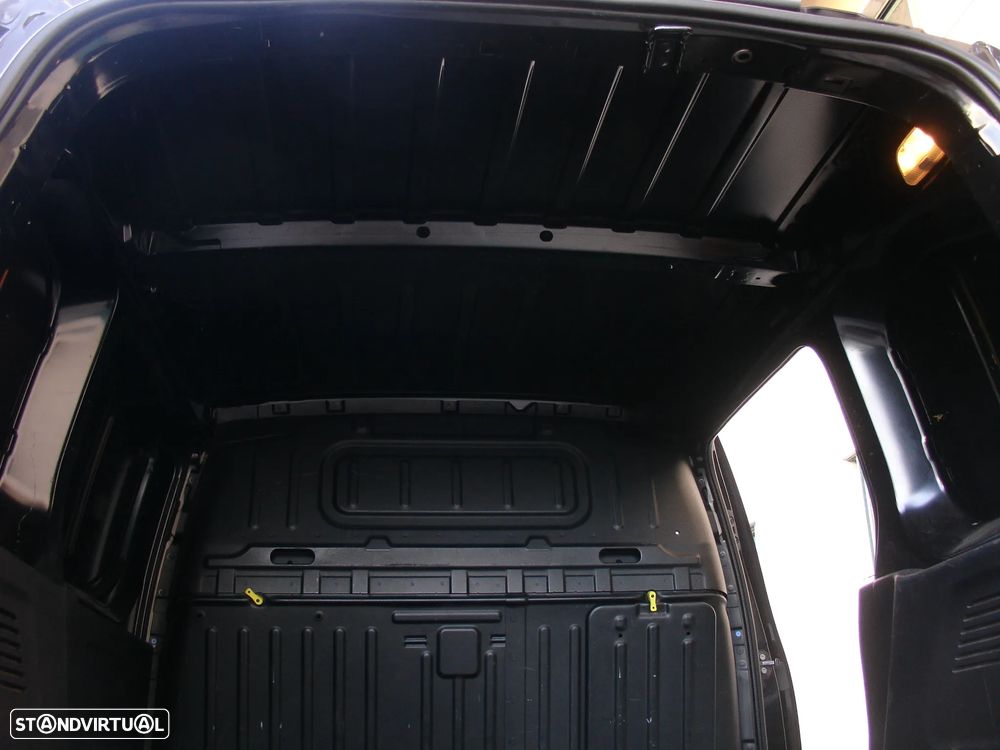 Citroën berlingo 1.6 hdi  3lug. - 23