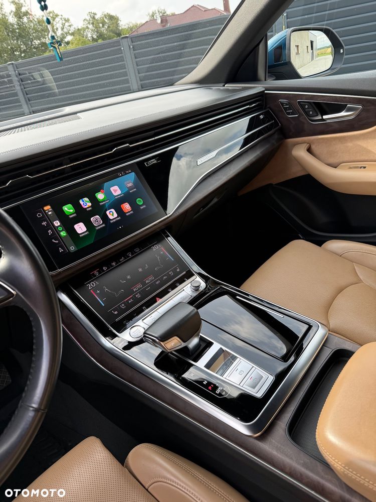 Audi Q8 - 10