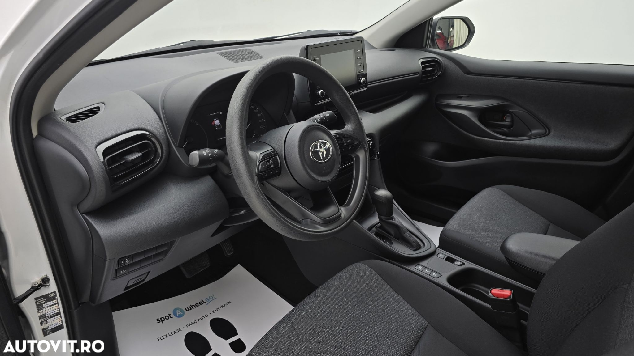 Toyota Yaris 1.5 116 CP HEV Active - 13