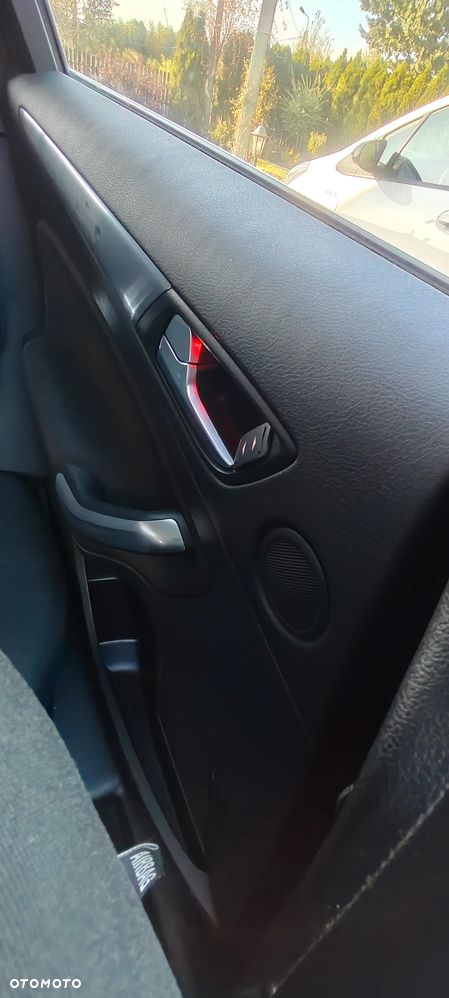 Ford Mondeo - 23