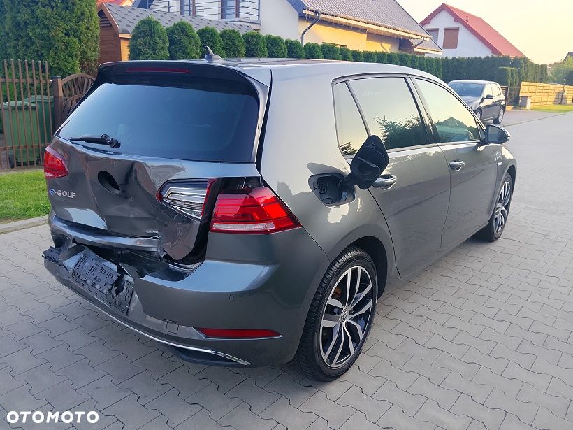 Volkswagen Golf e-Golf - 20
