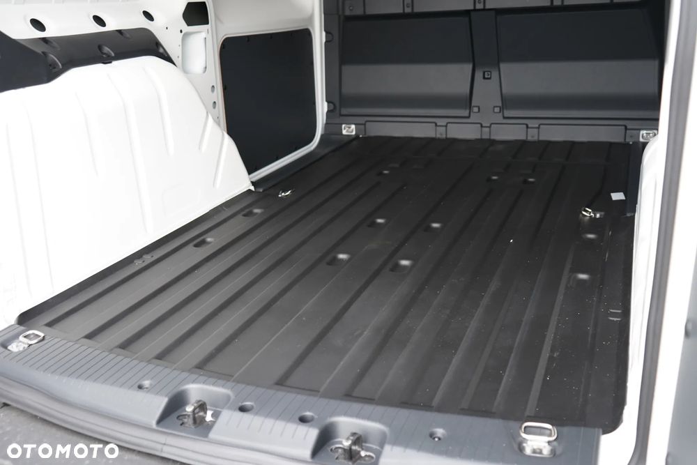 Volkswagen Caddy Cargo Maxi - 11