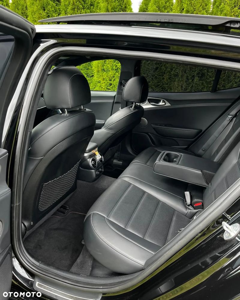 Kia Stinger 3.3 T-GDI V6 GT AWD - 33