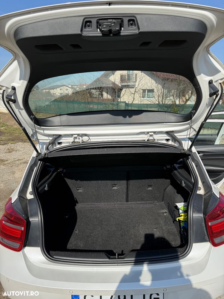 BMW Seria 1 120d - 12